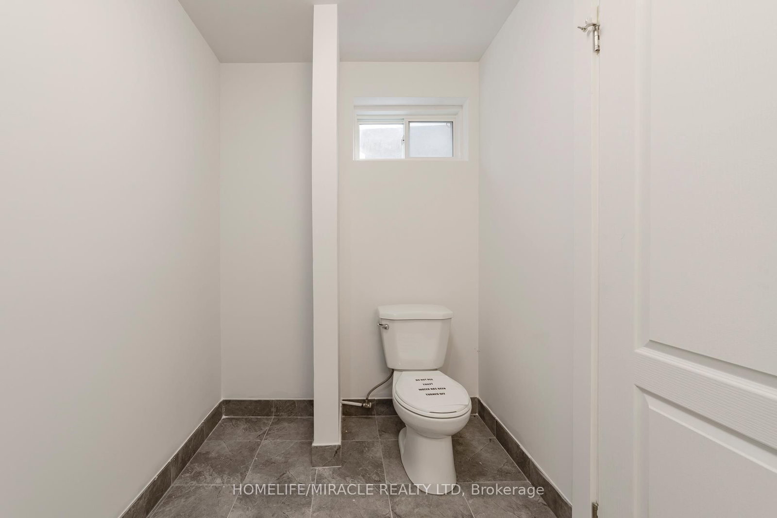 Semi-Detached House sold at 3309 Jolliffe Avenue, Mississauga, Ontario, L4T 1V6 - Malton - MLS: W12670100