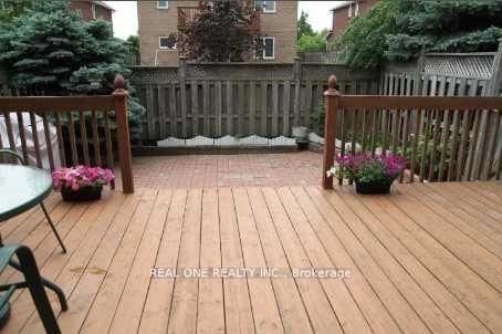 1235 Blackburn, Oakville 9
