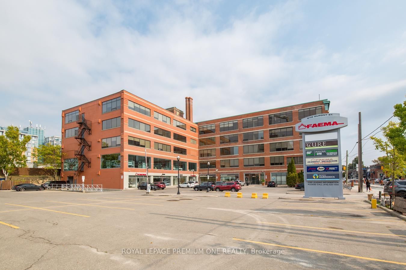 672 Dupont Street, Unit 403 - Photo 2