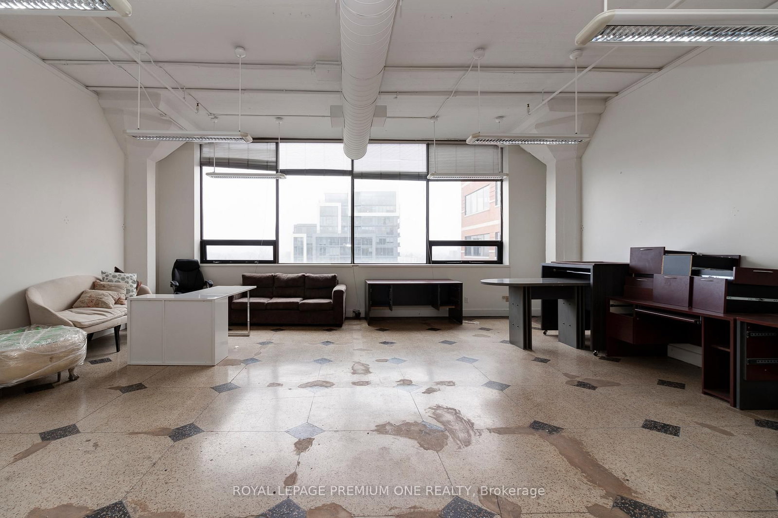 672 Dupont Street, Unit 403 - Photo 5