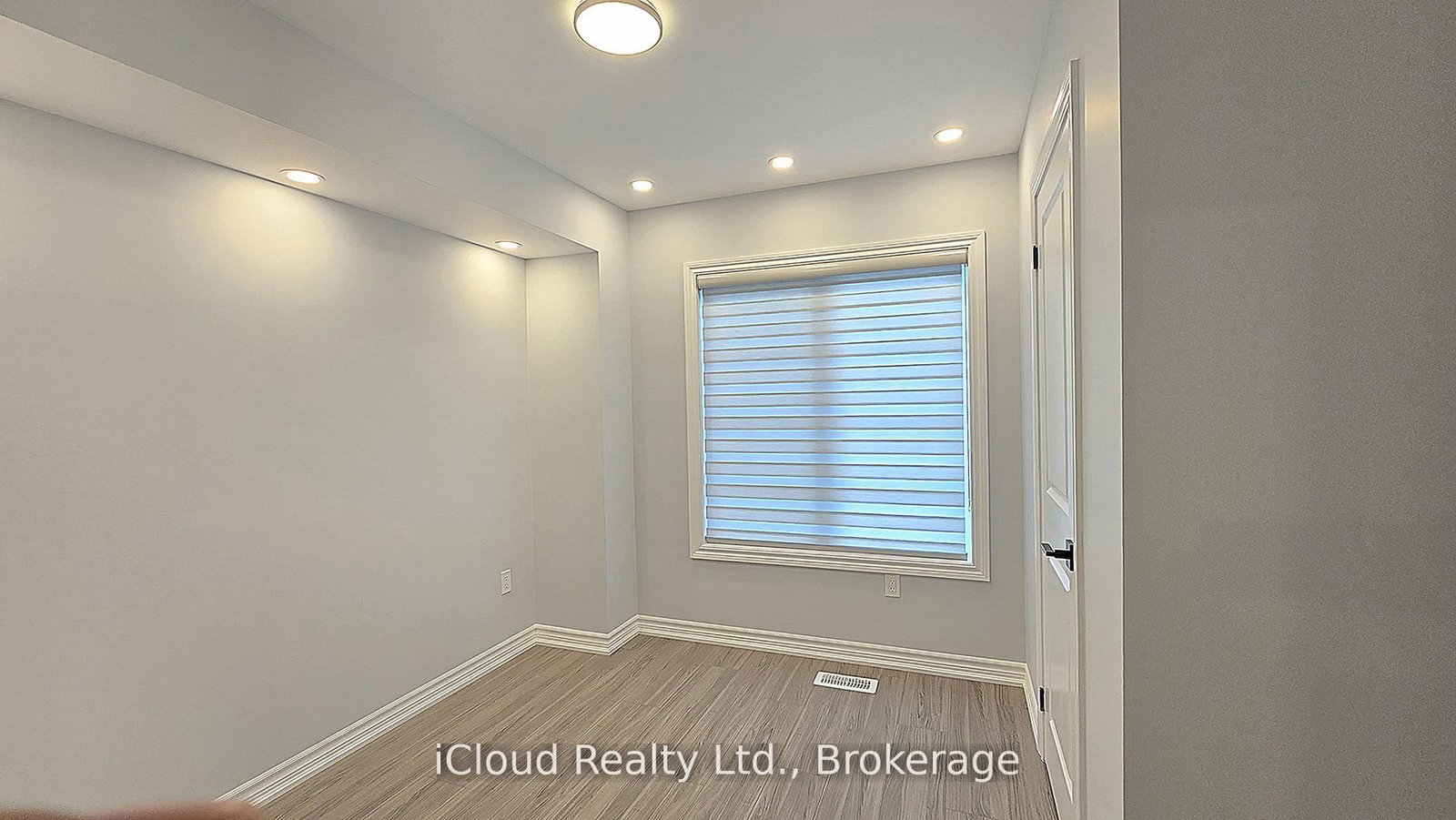 Townhouse for sale at 43 Mantello Drive, Toronto, Ontario, M3J 0H6 - York University Heights - MLS: W12672228