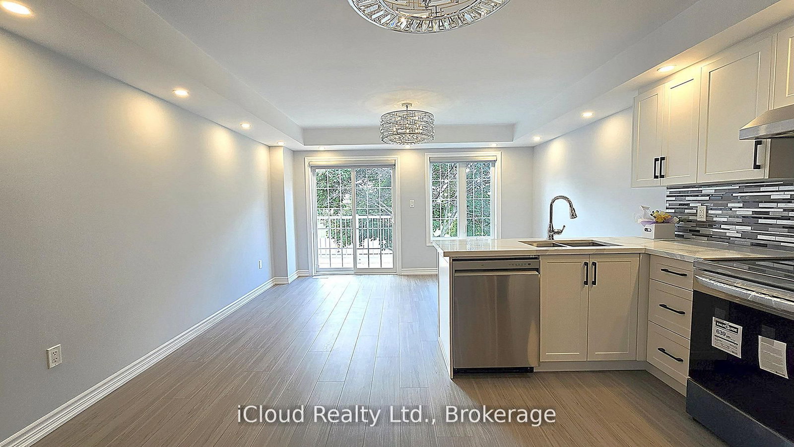 Townhouse for sale at 43 Mantello Drive, Toronto, Ontario, M3J 0H6 - York University Heights - MLS: W12672228