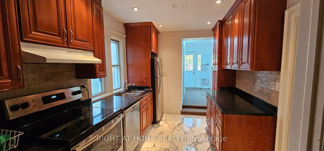 Main Floor - 72 Eleventh Street