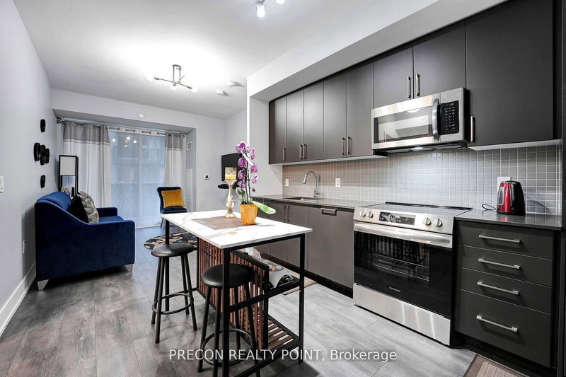 322 - 2450 Old Bronte Rd N, Oakville, L5M 5P6 | Image 3