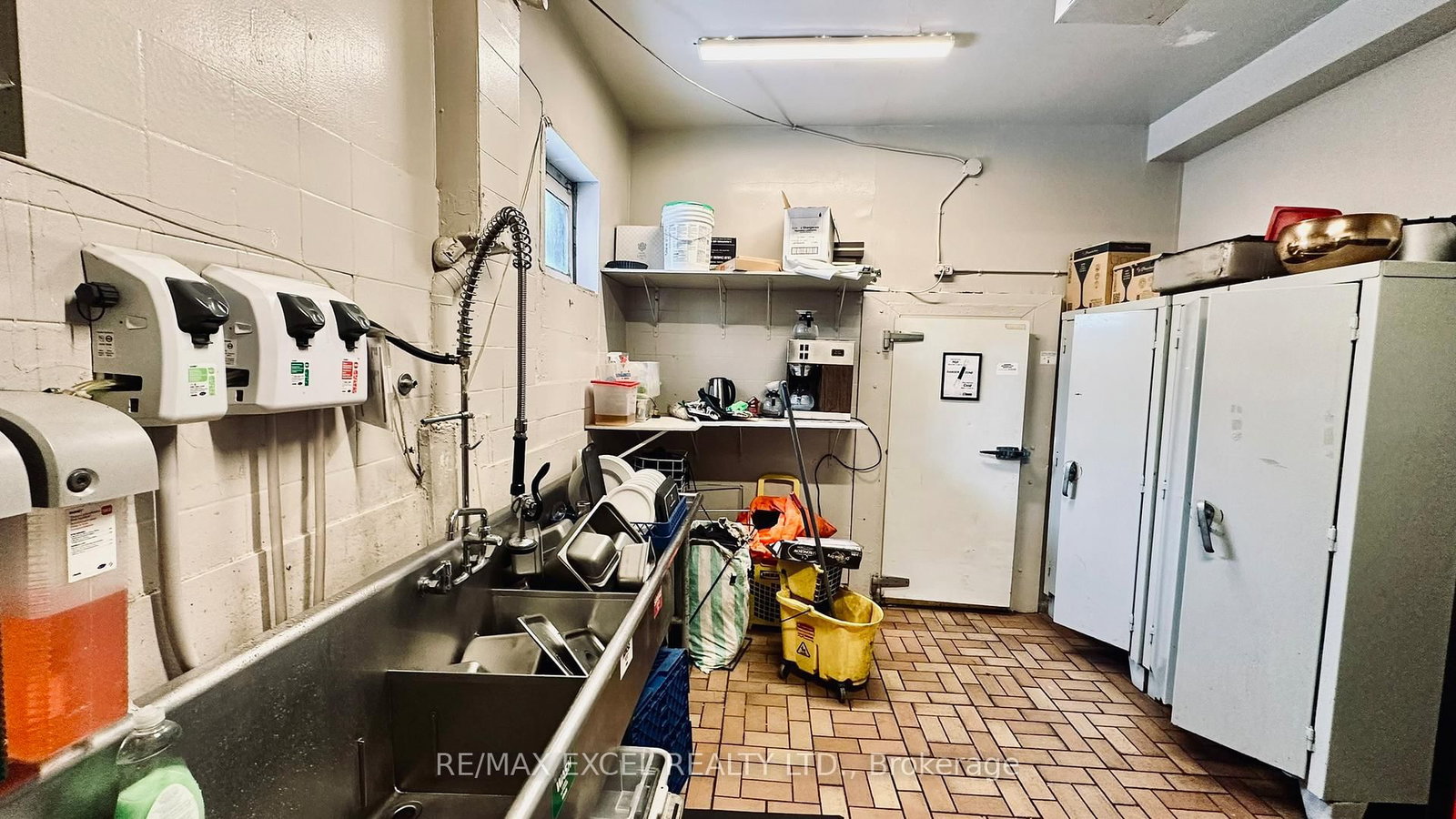 5164 Dundas Street W - Photo 9