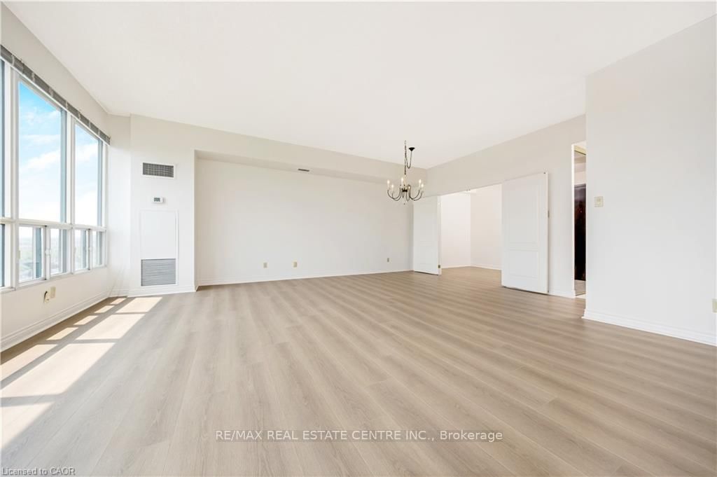 Condo for sale at SS01-100 Millside Drive, Milton, Ontario, L9T 5E2 - Old Milton - MLS: W12676070