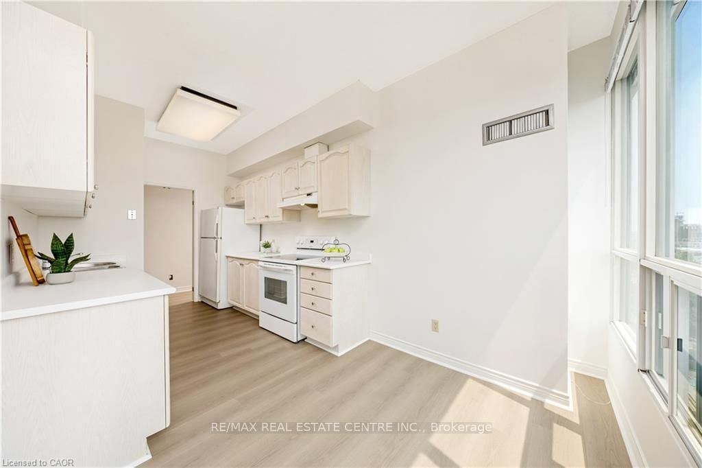 Condo for sale at SS01-100 Millside Drive, Milton, Ontario, L9T 5E2 - Old Milton - MLS: W12676070