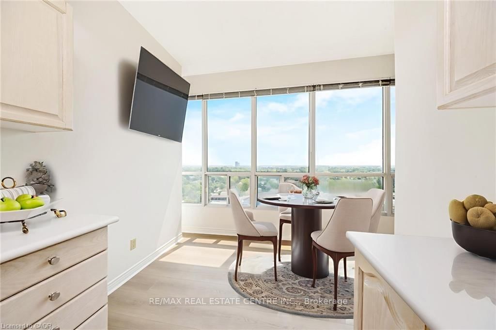 Condo for sale at SS01-100 Millside Drive, Milton, Ontario, L9T 5E2 - Old Milton - MLS: W12676070