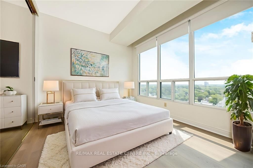 Condo for sale at SS01-100 Millside Drive, Milton, Ontario, L9T 5E2 - Old Milton - MLS: W12676070