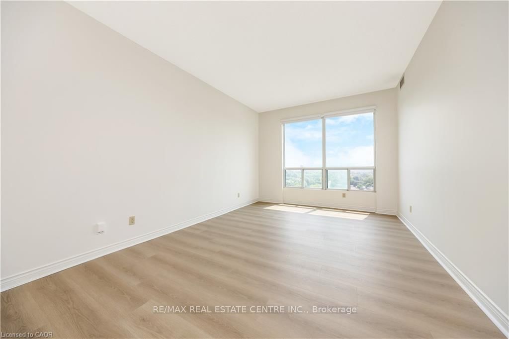 Condo for sale at SS01-100 Millside Drive, Milton, Ontario, L9T 5E2 - Old Milton - MLS: W12676070