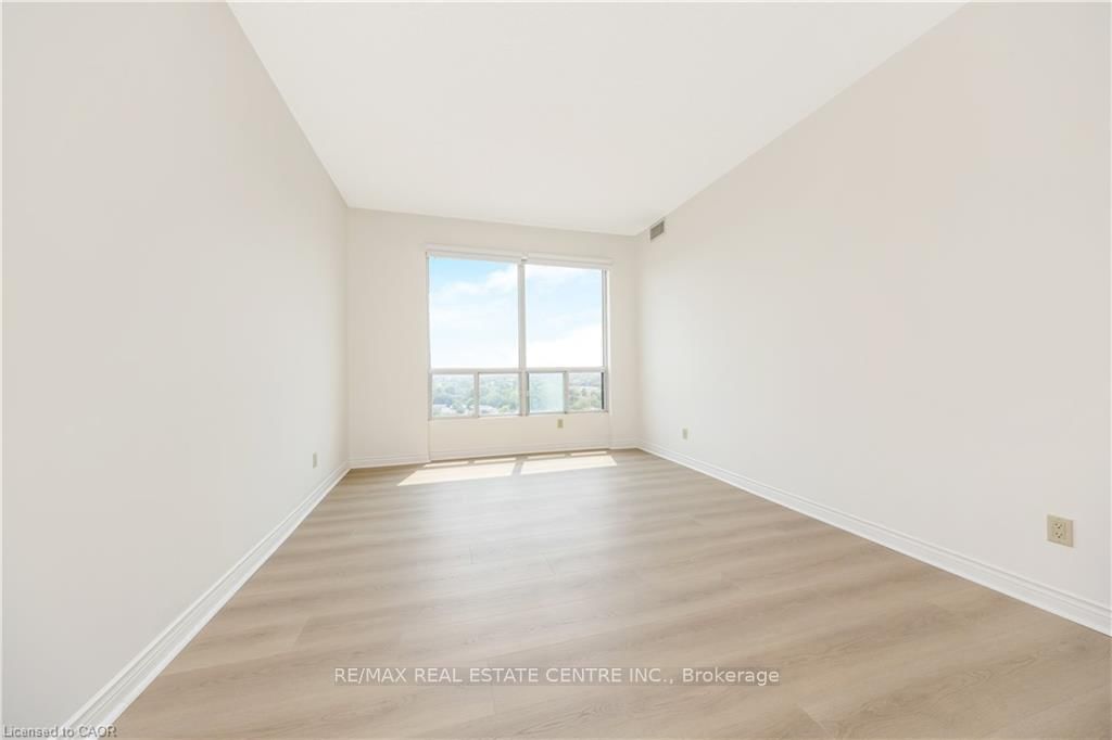 Condo for sale at SS01-100 Millside Drive, Milton, Ontario, L9T 5E2 - Old Milton - MLS: W12676070