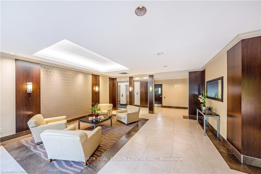 Condo for sale at SS01-100 Millside Drive, Milton, Ontario, L9T 5E2 - Old Milton - MLS: W12676070