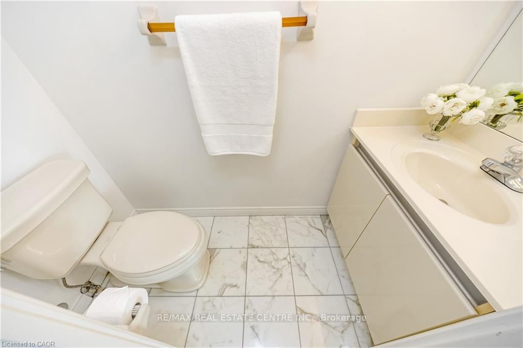 Condo for sale at SS01-100 Millside Drive, Milton, Ontario, L9T 5E2 - Old Milton - MLS: W12676070