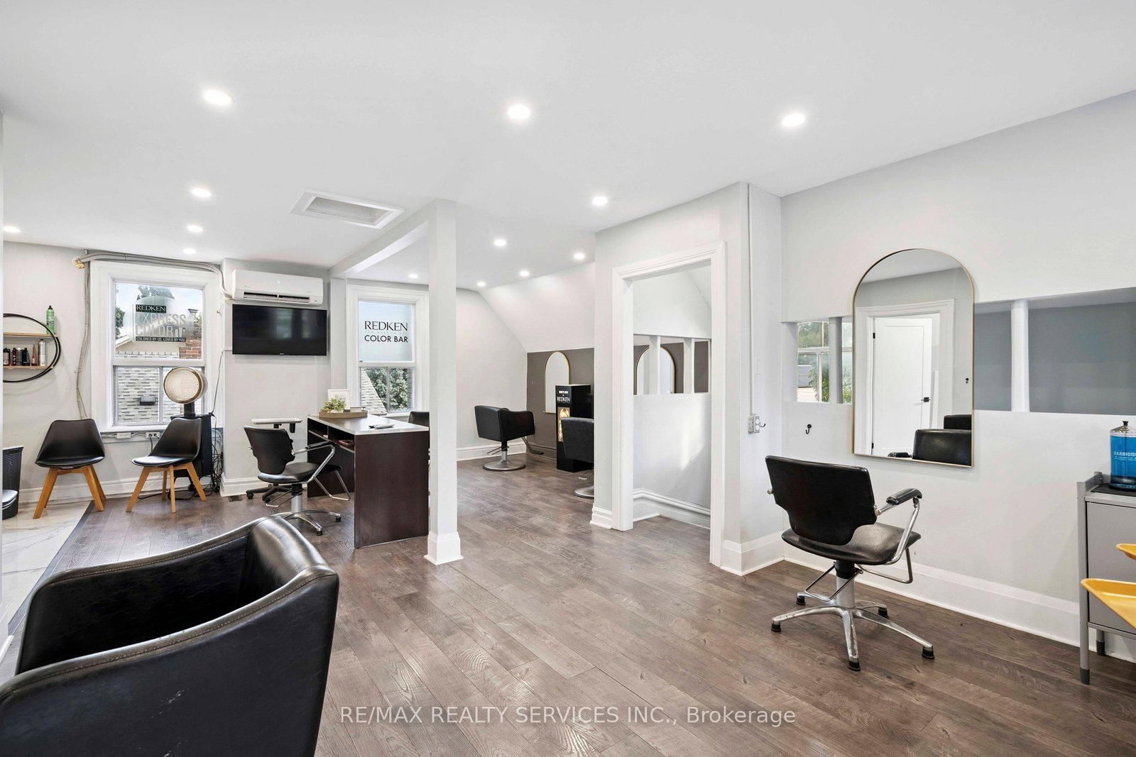 127 Queen Street W - Photo 12