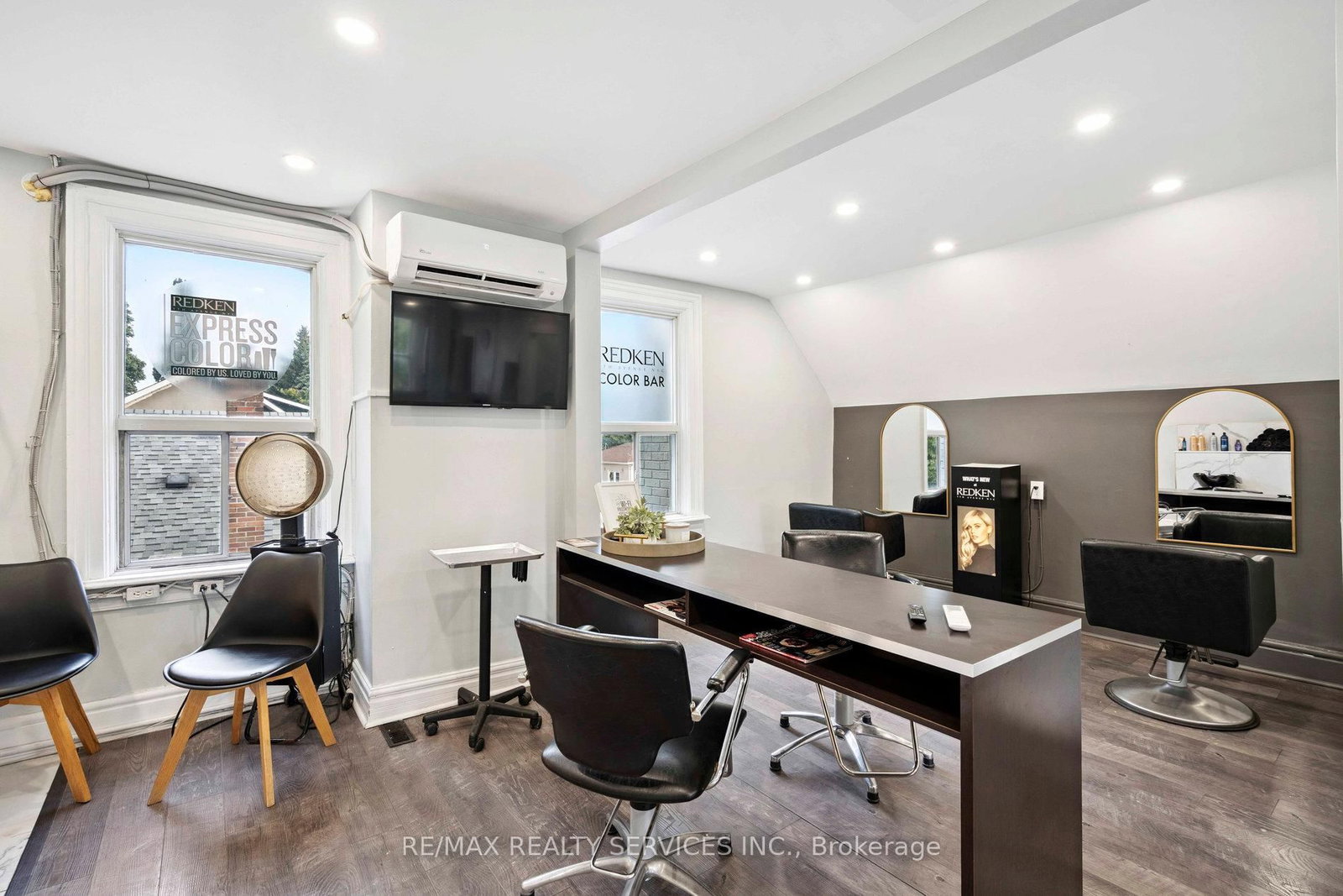 127 Queen Street W - Photo 14