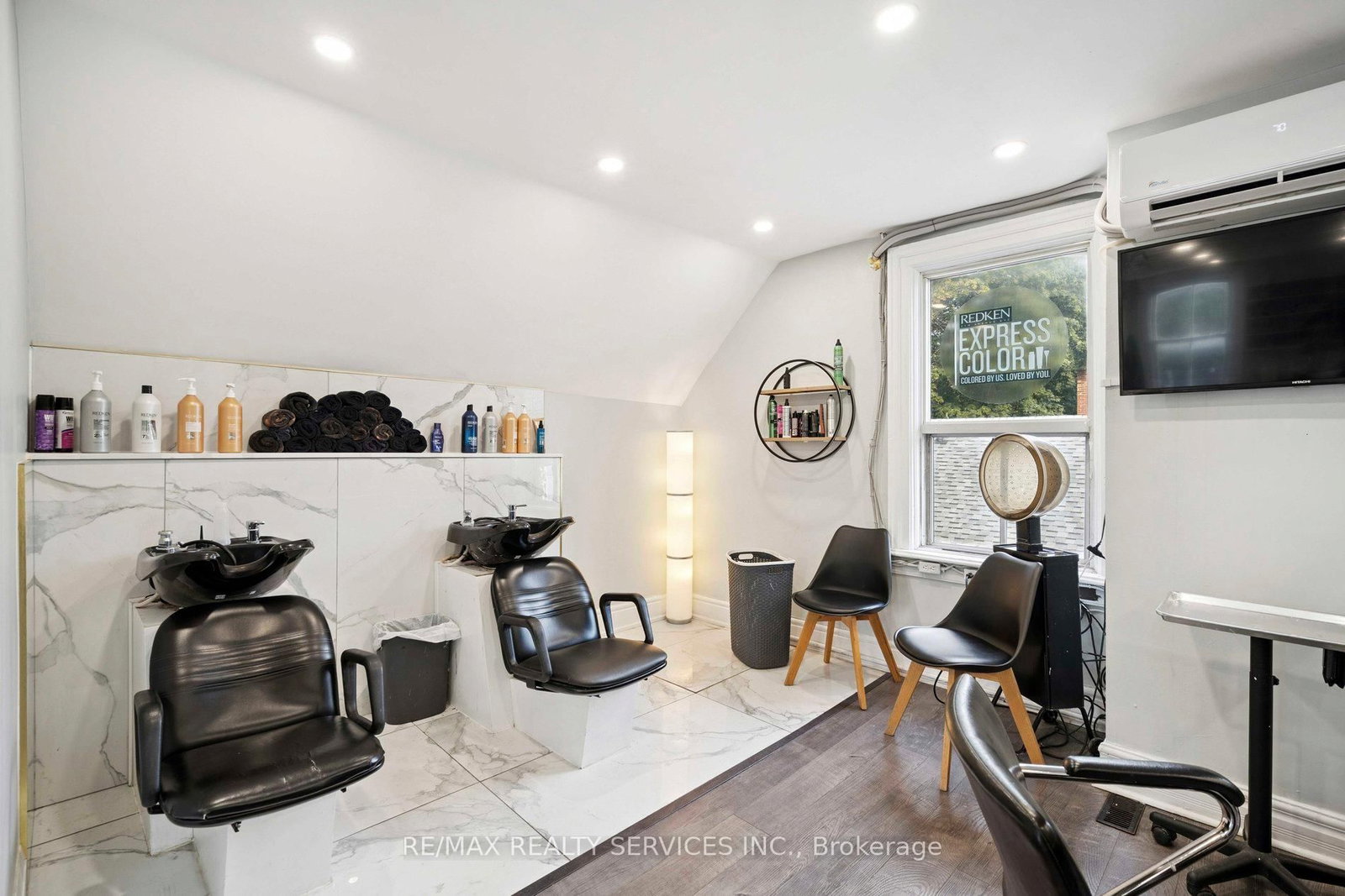 127 Queen Street W - Photo 15