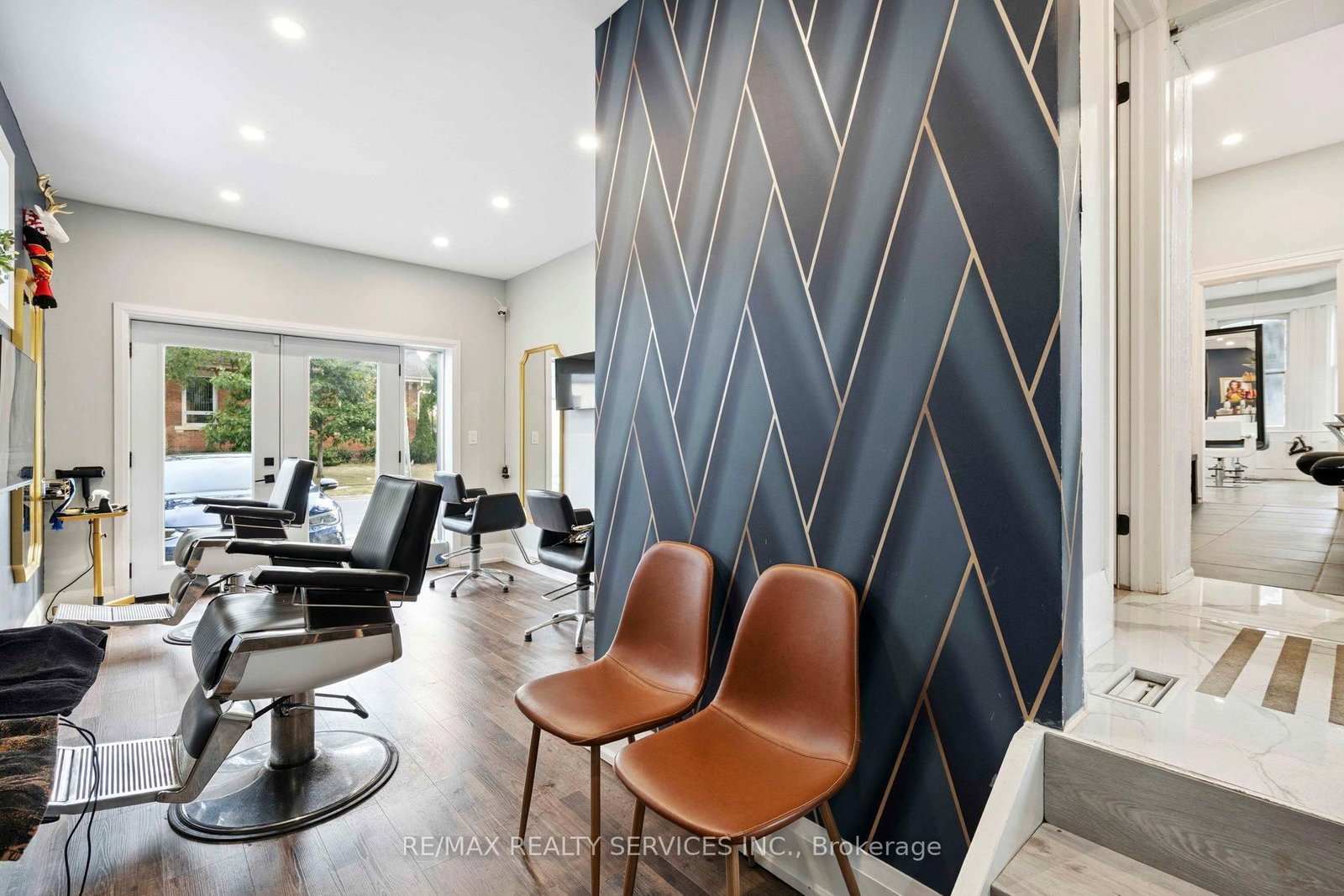 127 Queen Street W - Photo 20