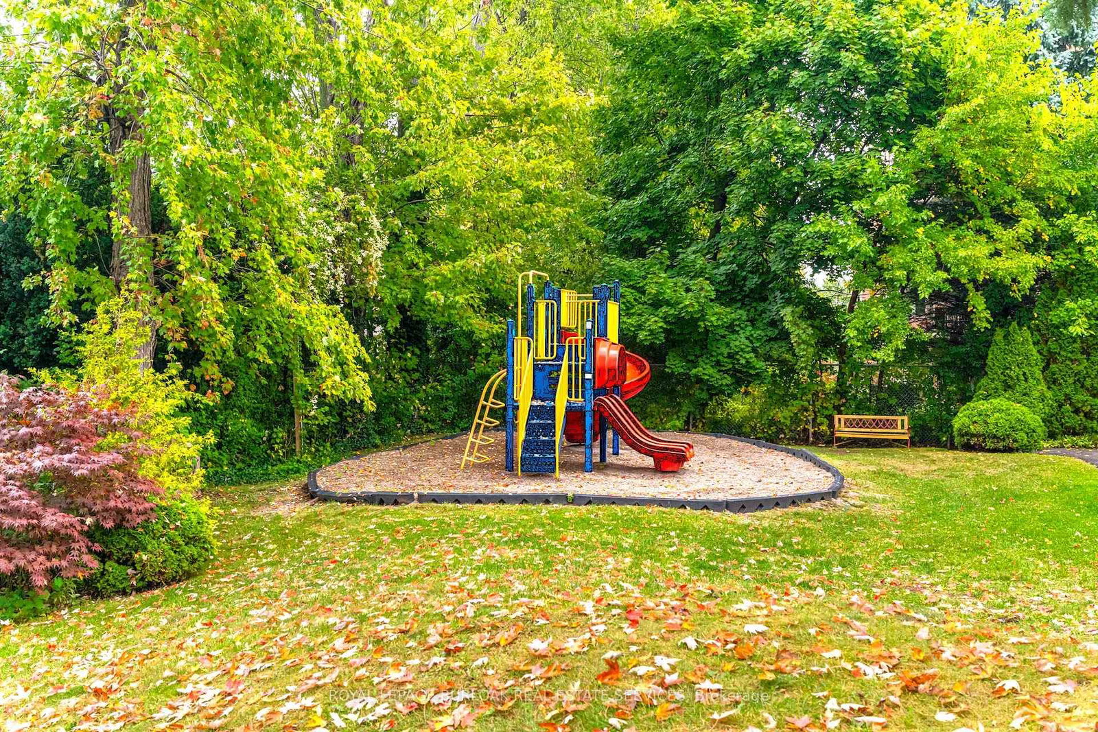 Townhouse for sale at 4-5475 Lakeshore Road, Burlington, Ontario, L7L 1E1 - Appleby - MLS: W12676898