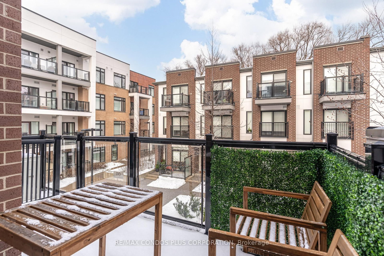 Townhouse for sale at 201-100 Canon Jackson Drive, Toronto, Ontario, M6M 0C1 - Beechborough-Greenbrook - MLS: W12677486