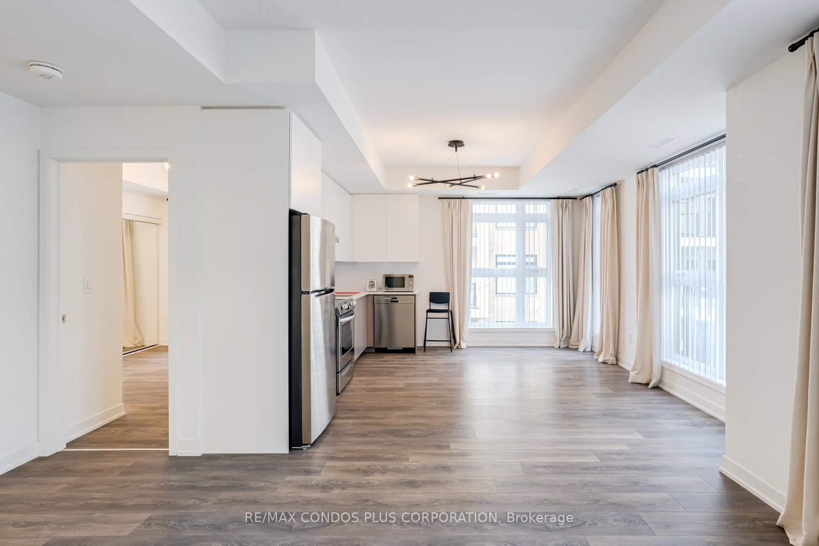 Townhouse for sale at 201-100 Canon Jackson Drive, Toronto, Ontario, M6M 0C1 - Beechborough-Greenbrook - MLS: W12677486