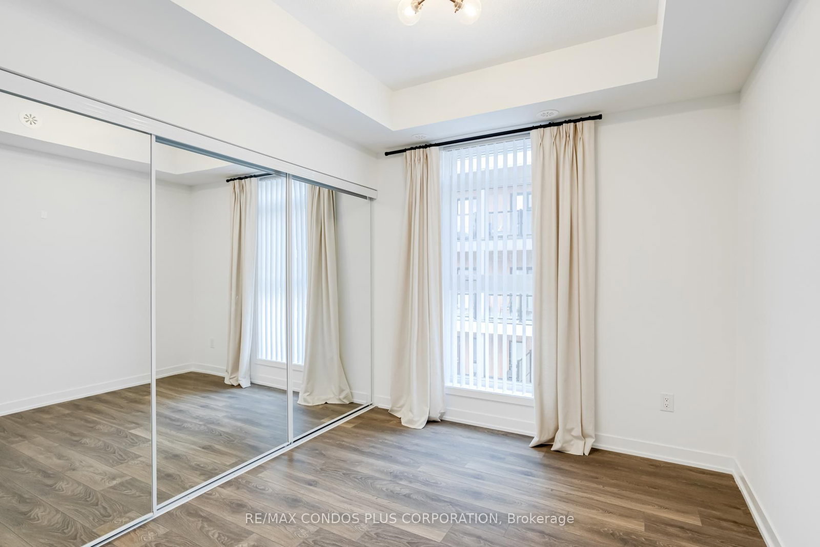 Townhouse for sale at 201-100 Canon Jackson Drive, Toronto, Ontario, M6M 0C1 - Beechborough-Greenbrook - MLS: W12677486