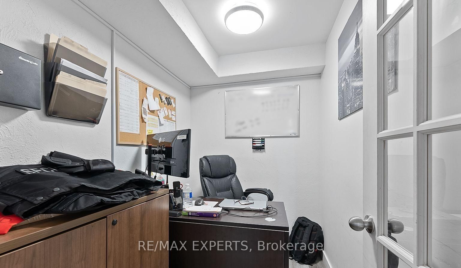 20 Stavebank Road, Unit 100 - Photo 10