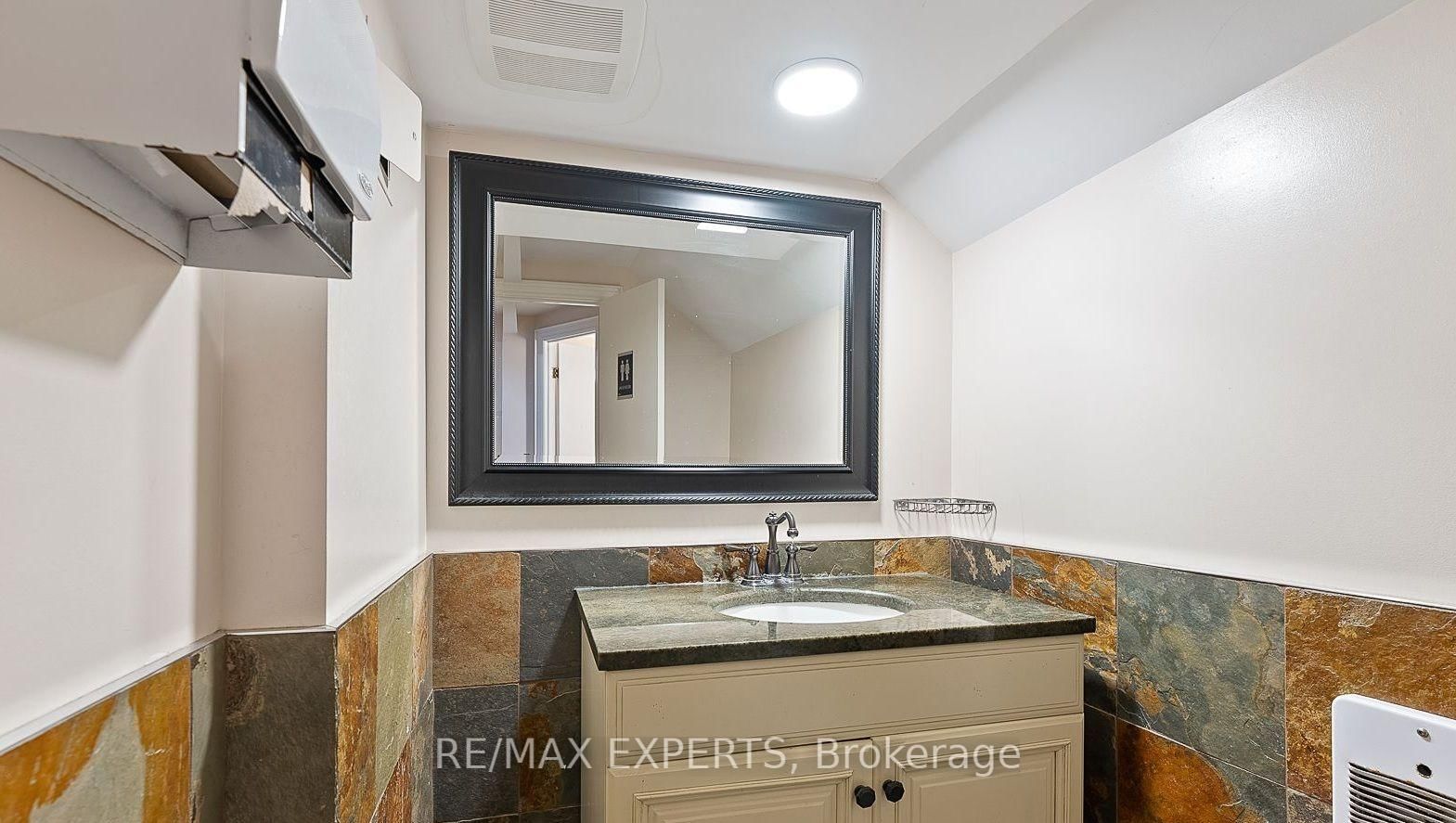 20 Stavebank Road, Unit 100 - Photo 4