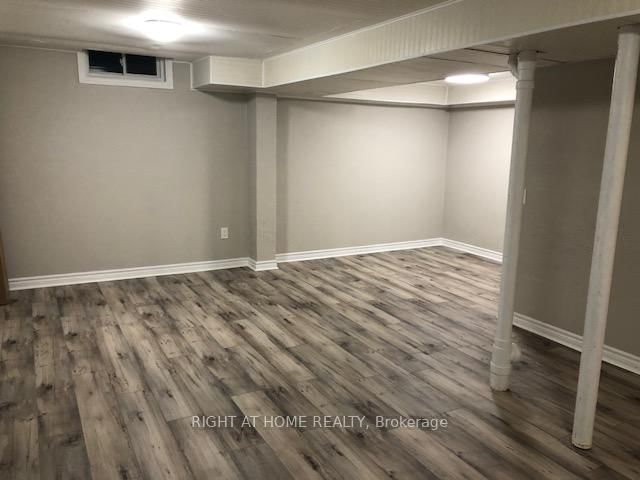 Townhouse for sale at 32 Heathcliffe Square, Brampton, Ontario, L6S 5P7 - Central Park - MLS: W12678360