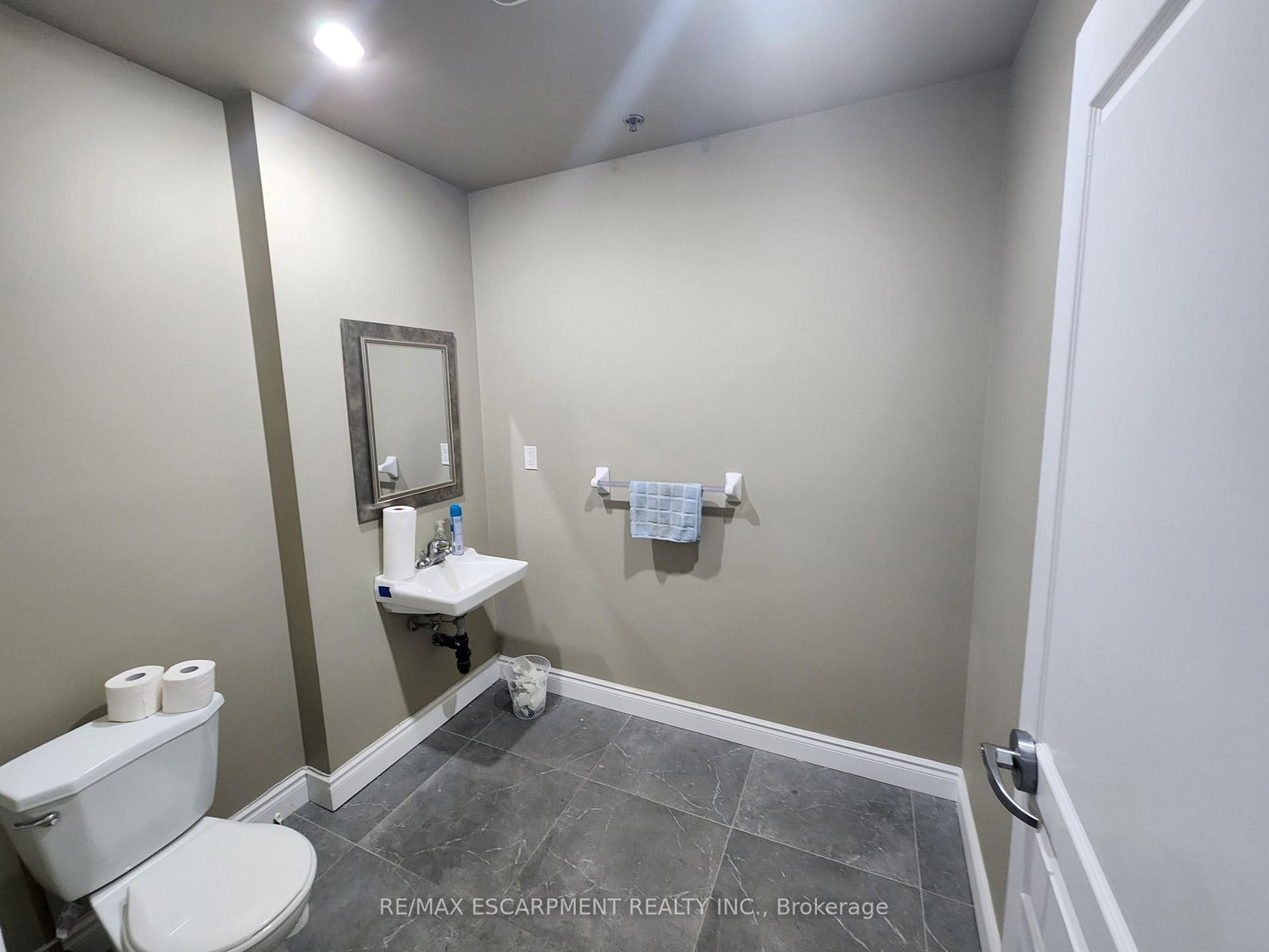 5115 Harvester Road, Unit 15 - Photo 7