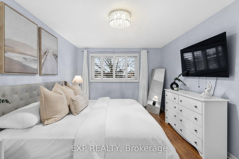 22 Pierpont Mississauga,ON L5N 5V1 — Photo 18