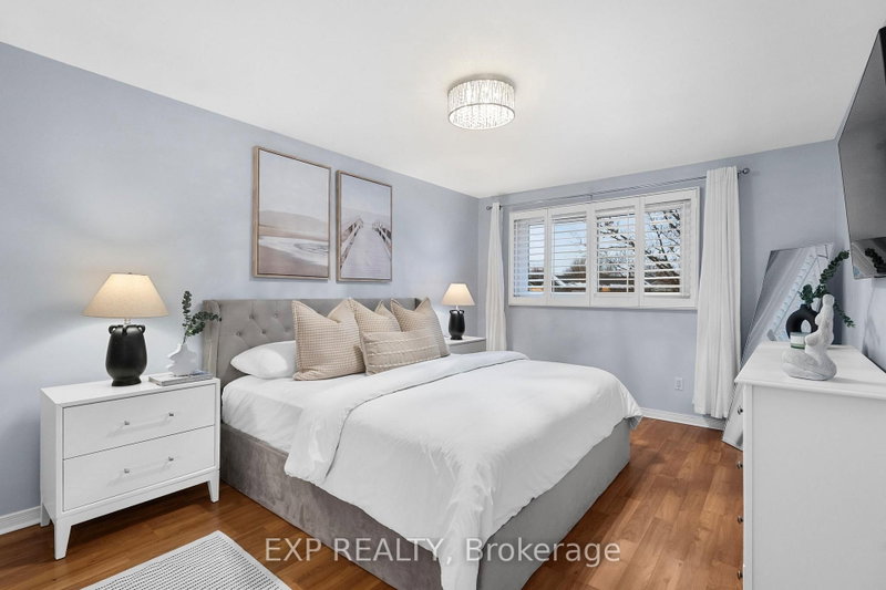 22 Pierpont Mississauga,ON L5N 5V1 — Photo 22