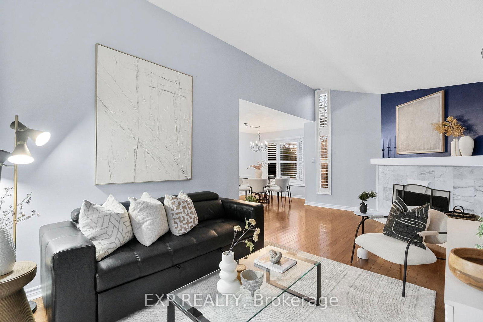 22 Pierpont Mississauga,ON L5N 5V1 — Photo 3