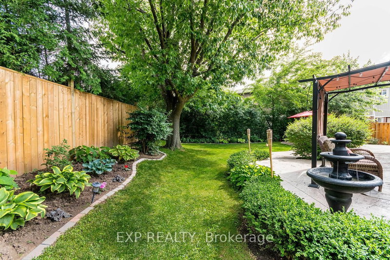 22 Pierpont Mississauga,ON L5N 5V1 — Photo 38