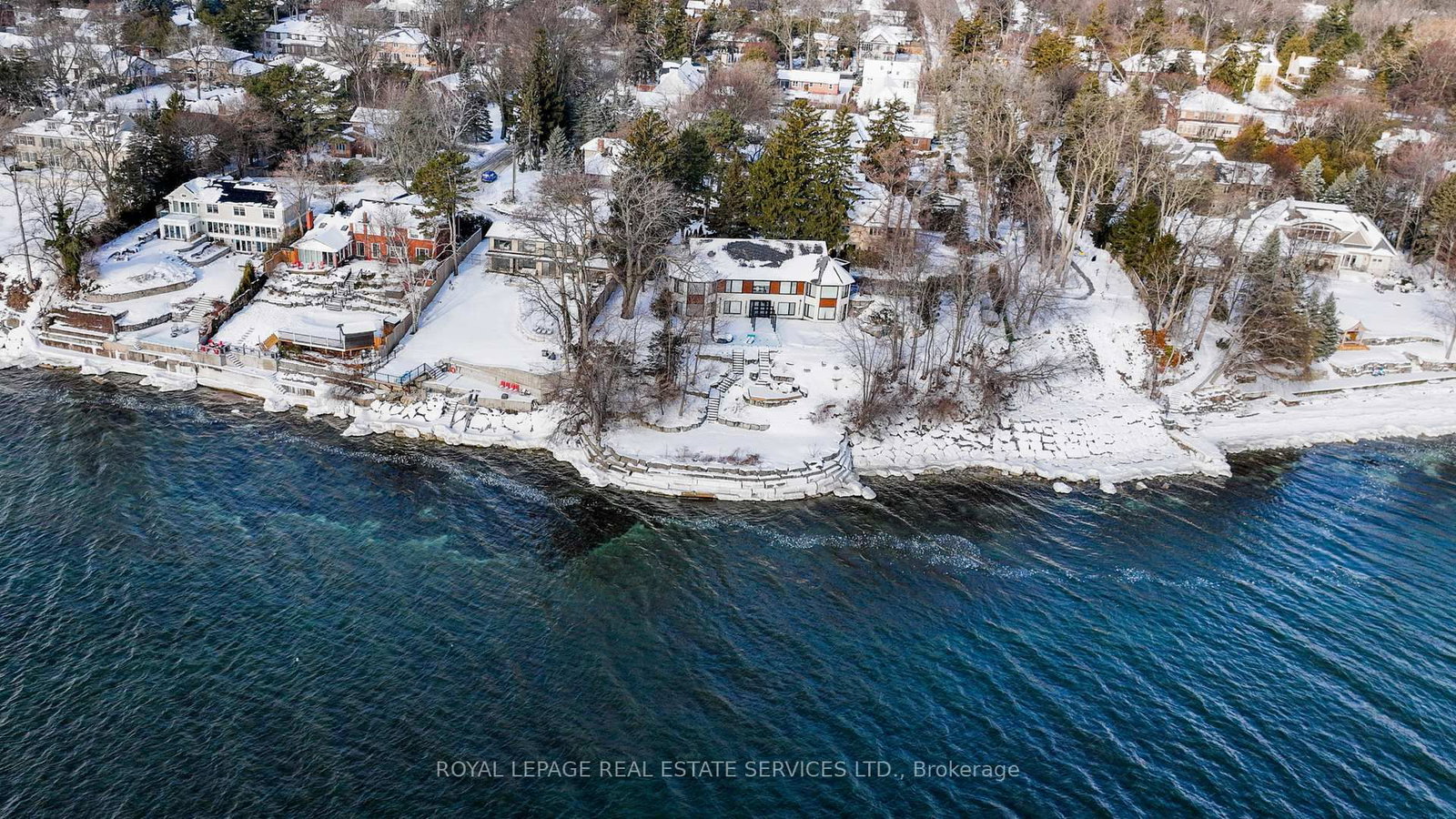 Detached House for sale at 100 Appleby Place, Burlington, Ontario, L7L 2X1 - Appleby - MLS: W12680286