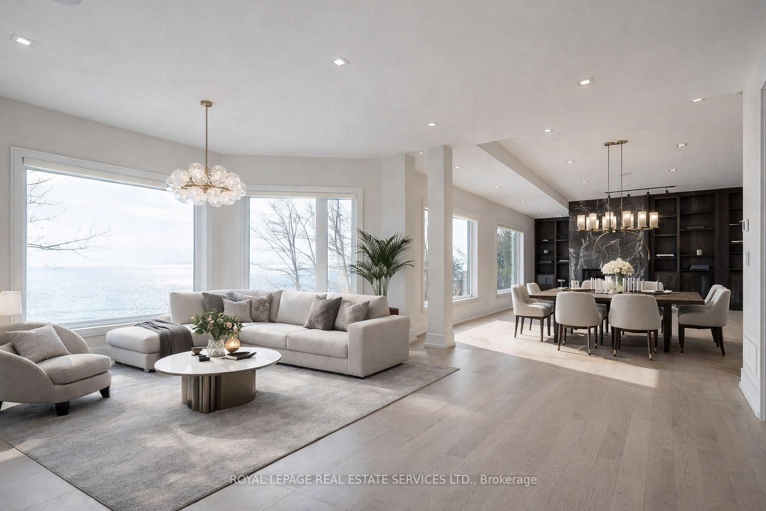 Detached House for sale at 100 Appleby Place, Burlington, Ontario, L7L 2X1 - Appleby - MLS: W12680286