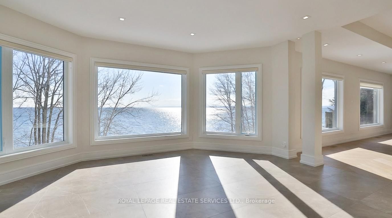 Detached House for sale at 100 Appleby Place, Burlington, Ontario, L7L 2X1 - Appleby - MLS: W12680286