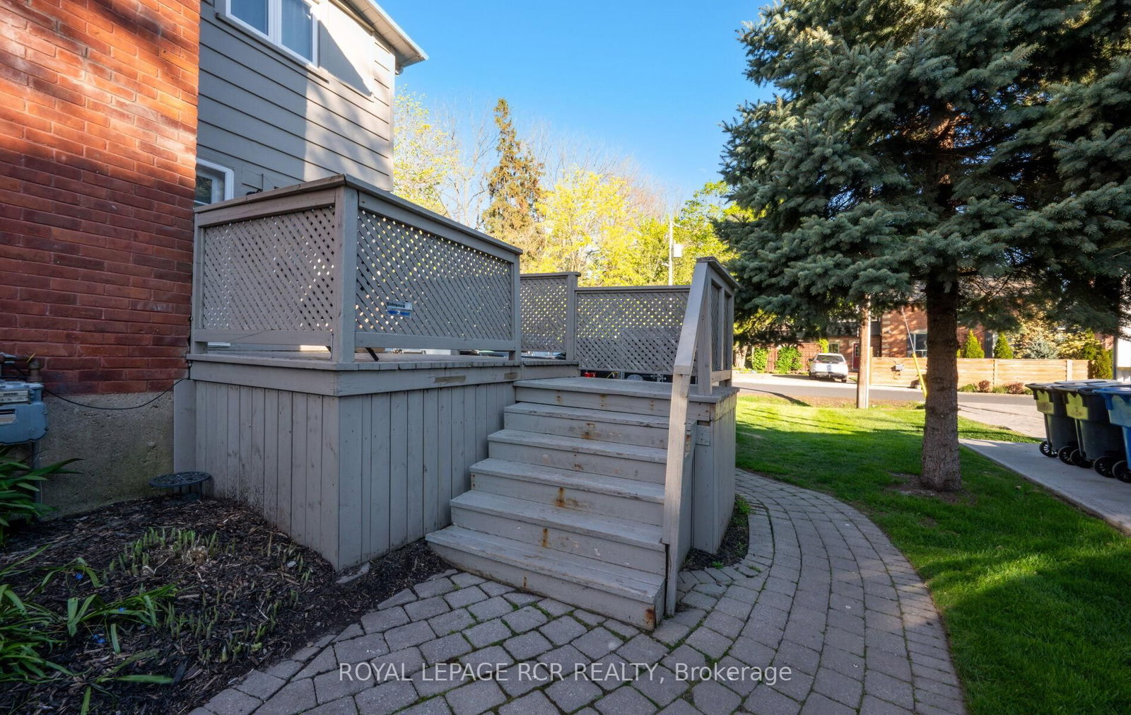 Detached House for sale at 69 King Street, Caledon, Ontario, L7E 1A2 - Bolton West - MLS: W12681108