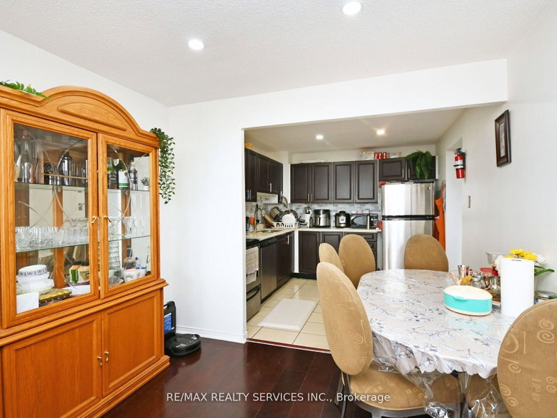 115 Hillcrest Mississauga,ON L5B 3Y9 — Photo 16