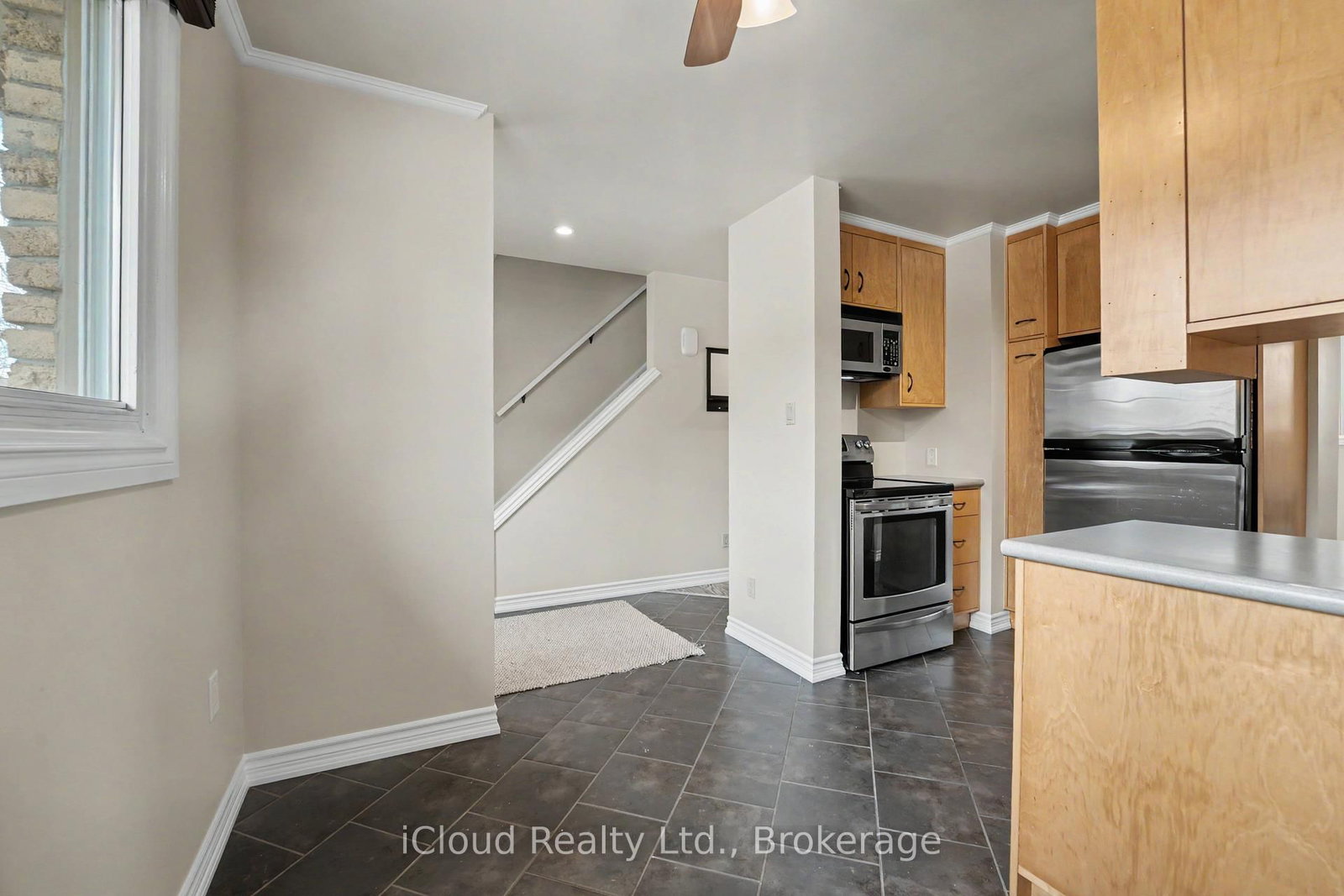 81 Hansen Road, Unit 62 - Photo 8