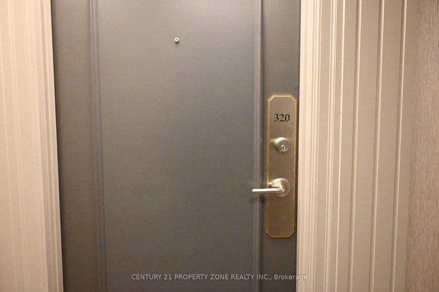 320 - 5233 Dundas Street W