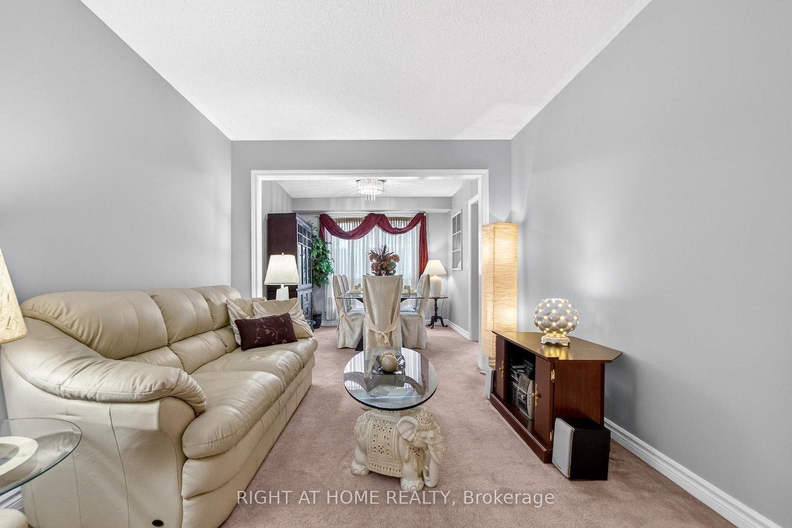 Townhouse for sale at 25 Heathcliffe Square, Brampton, Ontario, L6S 5R6 - Central Park - MLS: W12683642