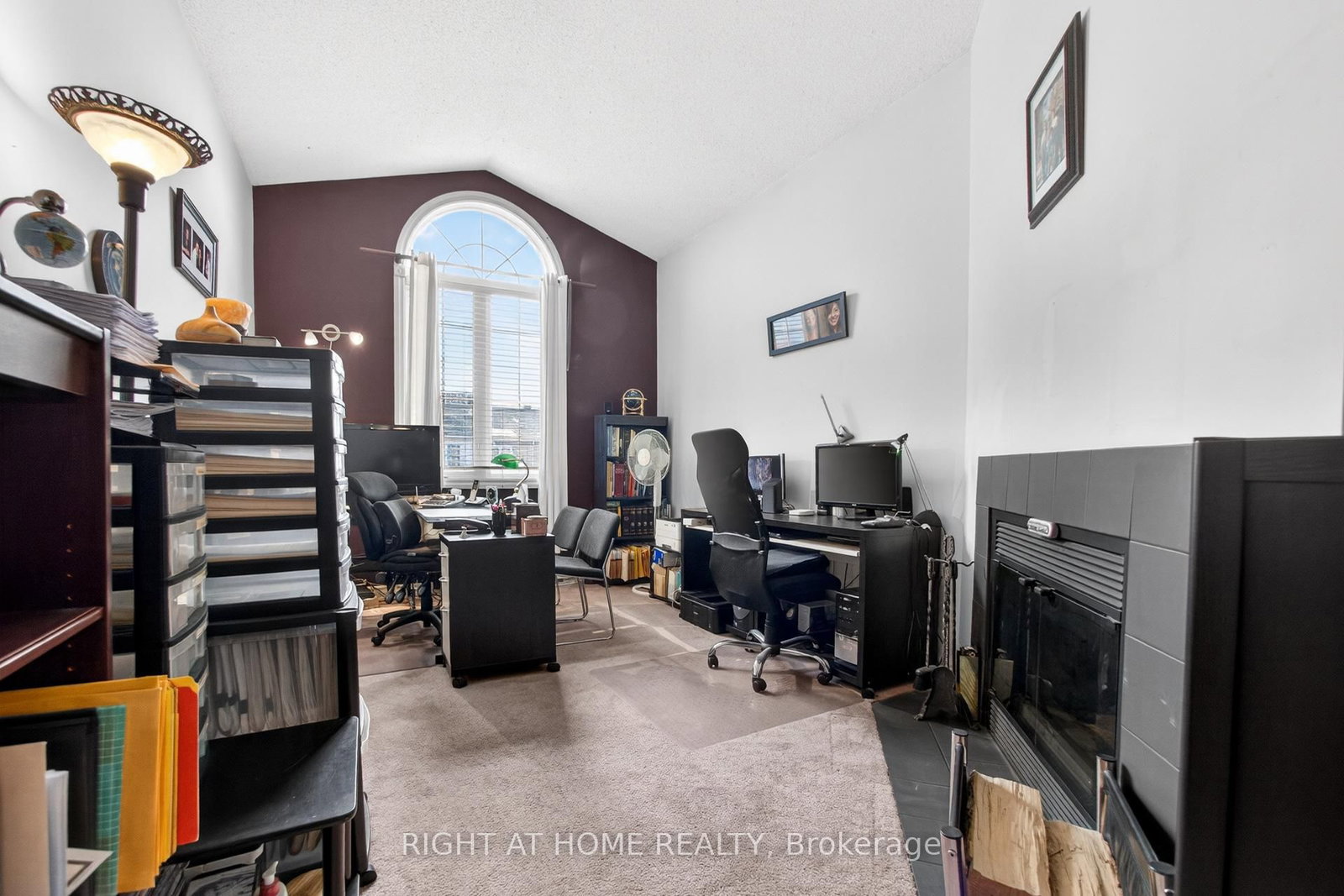 Townhouse for sale at 25 Heathcliffe Square, Brampton, Ontario, L6S 5R6 - Central Park - MLS: W12683642