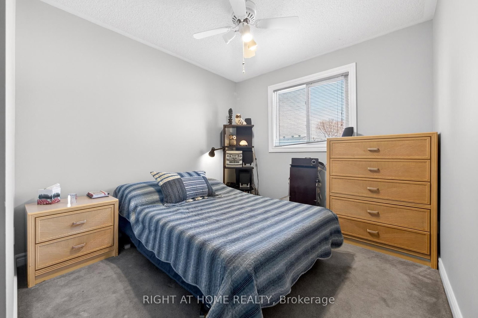 Townhouse for sale at 25 Heathcliffe Square, Brampton, Ontario, L6S 5R6 - Central Park - MLS: W12683642