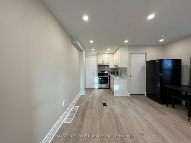 Main - 151 Dynevor Road