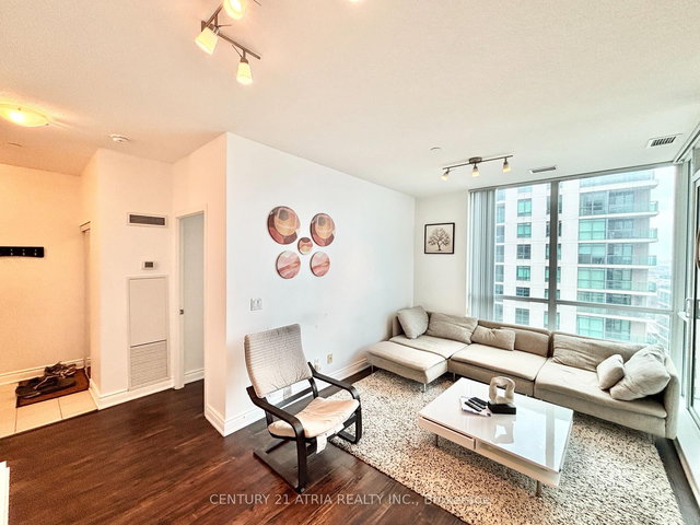 2807 - 215 Sherway Gardens Road