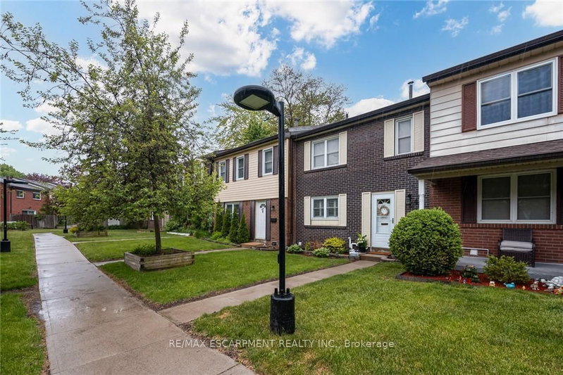 48 - 2825 Gananoque Drive