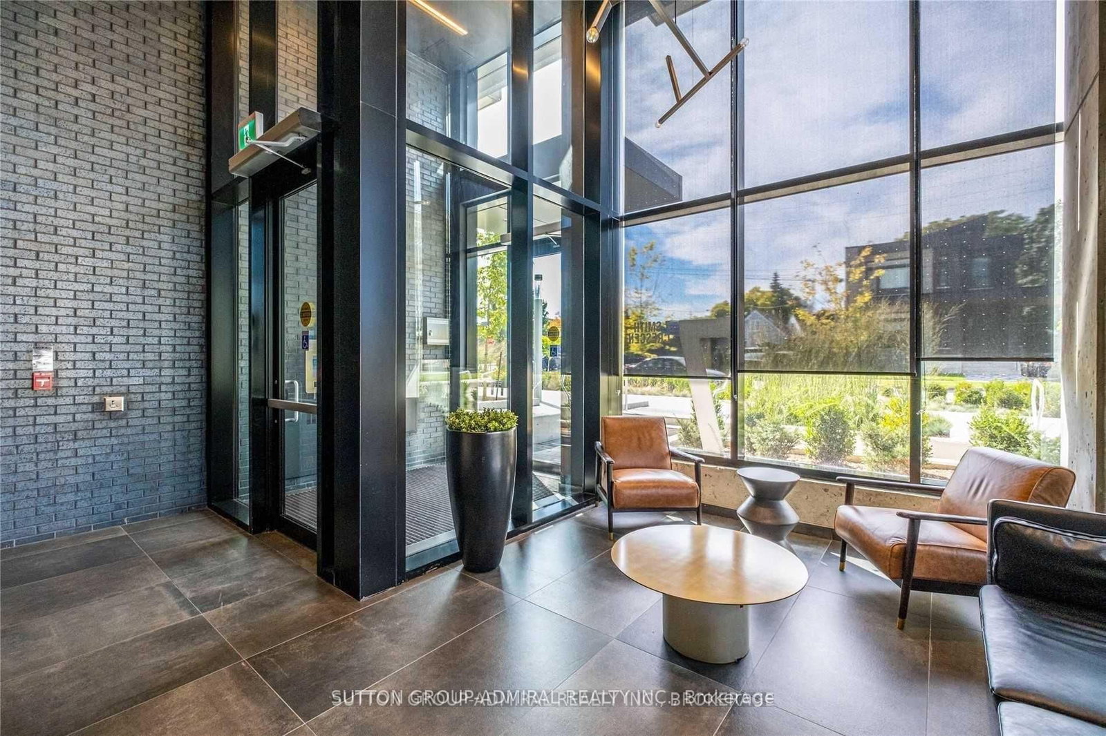 Condo for lease at 323-7 Smith Crescent, Toronto, Ontario, M8Z 0G3 - Stonegate-Queensway - MLS: W12684838