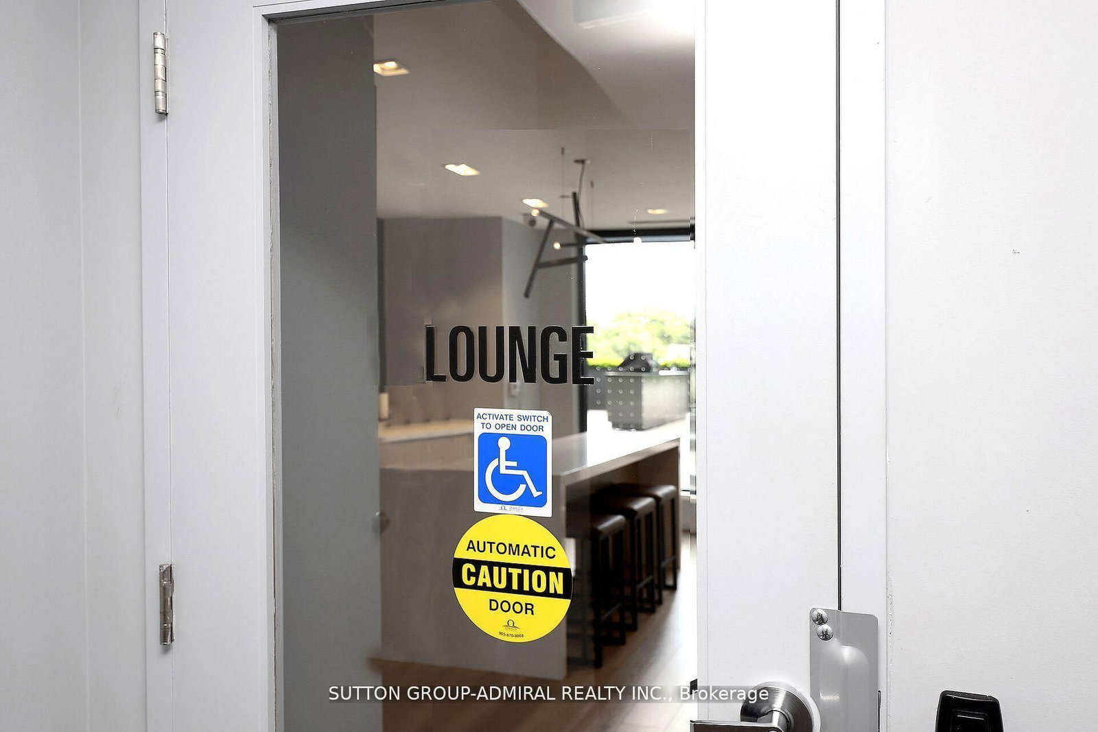 Condo for lease at 323-7 Smith Crescent, Toronto, Ontario, M8Z 0G3 - Stonegate-Queensway - MLS: W12684838