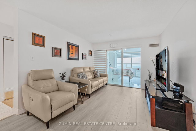 1101 - 30 Malta Avenue