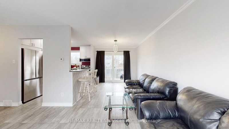 87 Huntingwood Cres, Brampton, L6S 1S5 | Image 3
